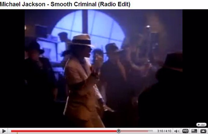 Michael Jackson interpreta Smooth Criminal en Youtube