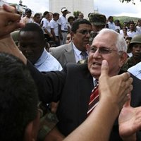 El Congreso de Honduras suspende garantías constitucionales durante el toque de queda