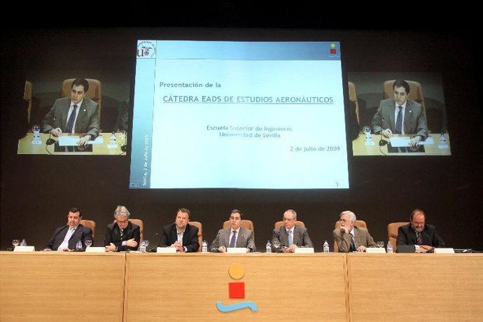 Inauguración de la primera Cátedra EADS de Estudios Aeronáuticos 