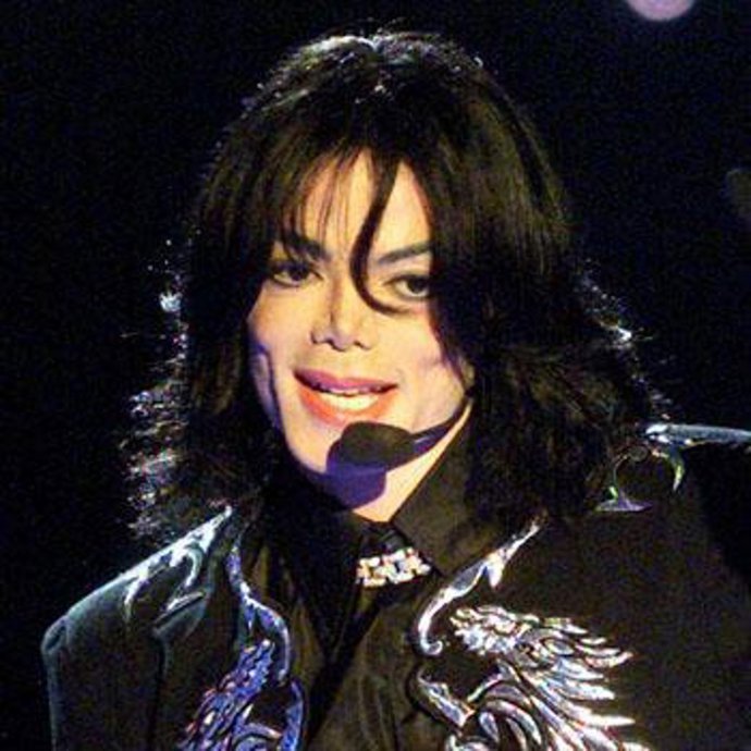 La autopsia de Michael Jackson revela la decadencia del mito