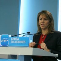 Cospedal: "Camps es objeto de un ataque directo y personal"