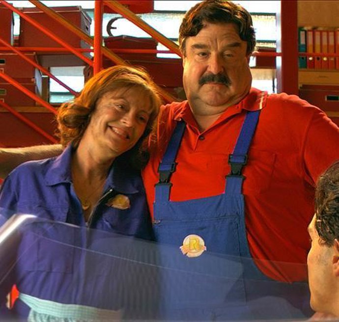Susan Sarandon y John Goodman en 'Speed Racer'