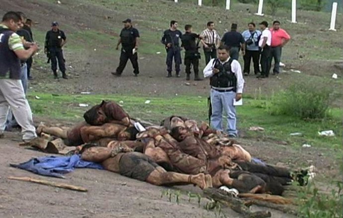 Hallan 15 cadáveres en Michoagan
