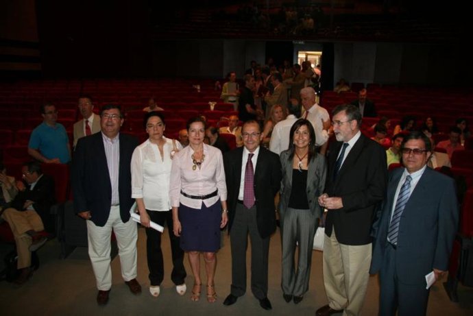 Presentación en el Rectorado