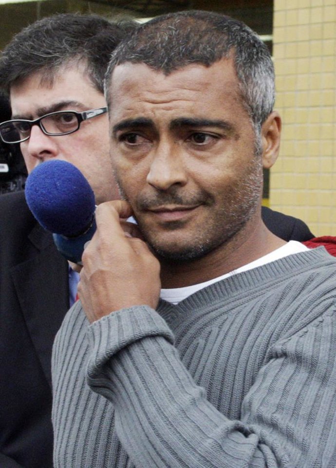 Romario pasa la noche en comisaría