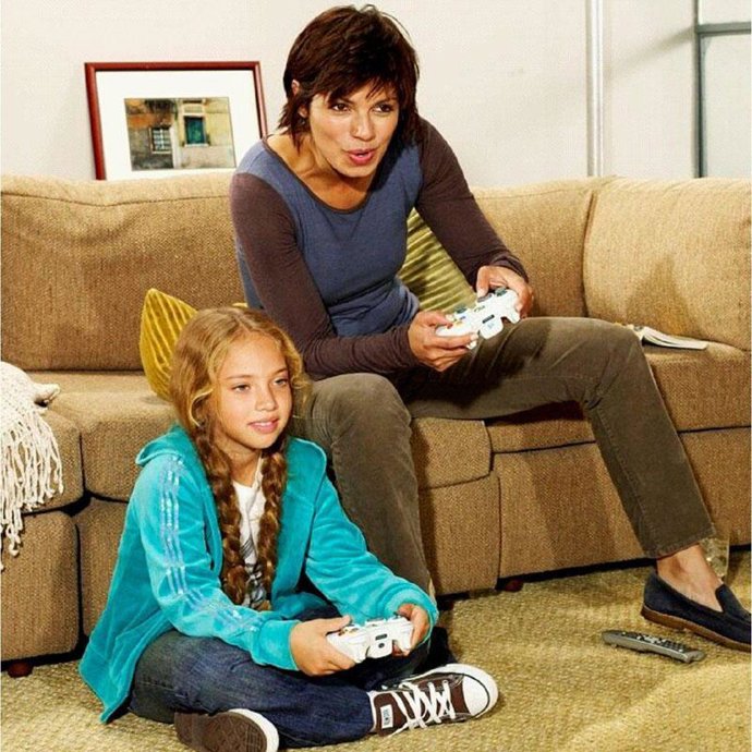 El 80% de las personas que más tiempo dedican a los videojuegos tiene más de 55 años de edad