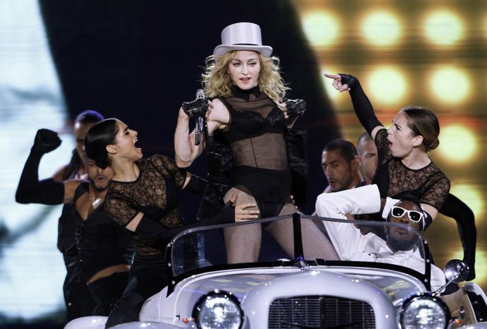 Ascienden a dos los muertos durante el montaje del concierto de Madonna en Marsella