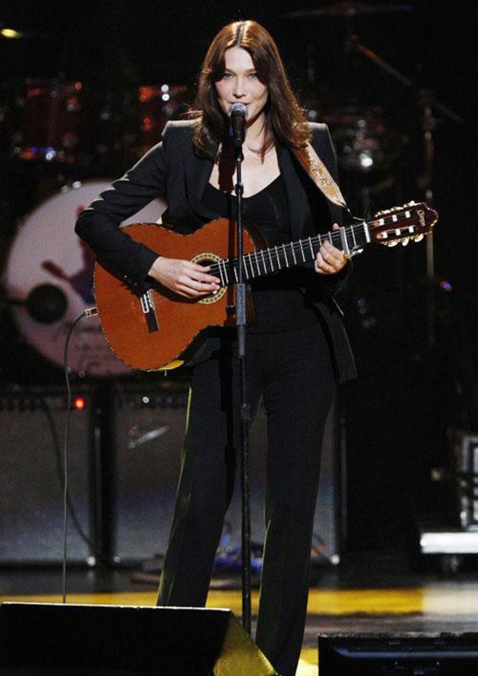 Carla Bruni canta para Nelson Mandela en Nueva York
