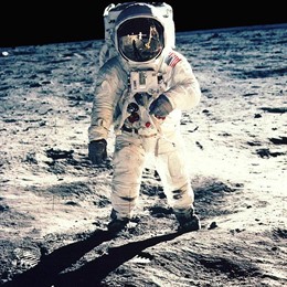 Neil Armstrong, caminata a la luna