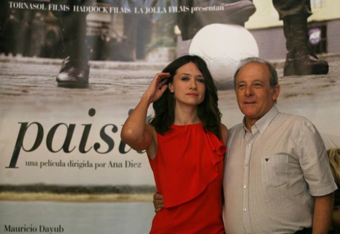 Emilio Gutiérrez Caba y María Botto en la presentación de 'Paisito' de Ana Díez