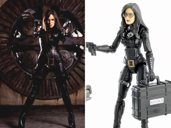 Muñeca Bloody Baroness Sienna Miller