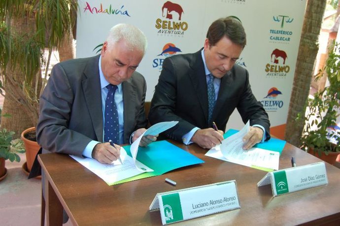 Alonso y Díaz firman el acuerdo