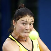 Dinara Safina sigue liderando con solvencia el ranking de la WTA