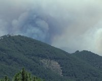 Continúa estable el incendio de Las Hurdes(Cáceres), donde los efectivos se centran en la vigilancia y control