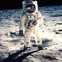 Neil Armstrong, caminata a la luna