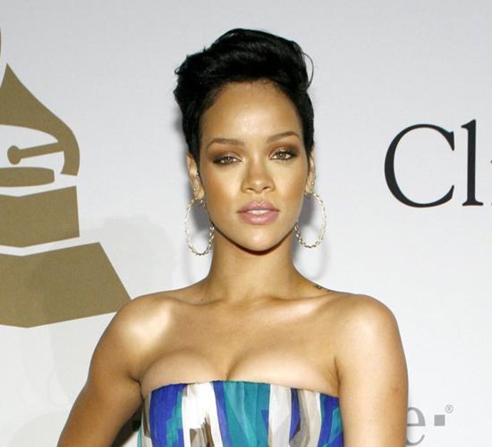 Rihanna, en estado de 'shock' por las disculpas de Chris Brown