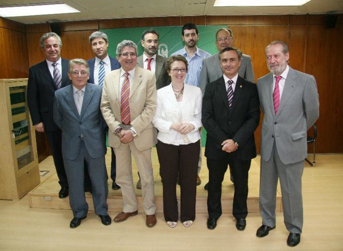 Pizarro y Martínez Aguayo con las ocho diputaciones