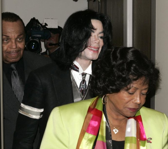 Los padres de Michael Jackson contratan detectives privados
