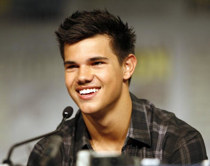 Taylor Lautner
