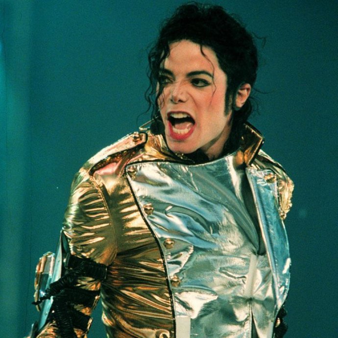 Michael Jackson deja 100 temas inéditos en un disco duro