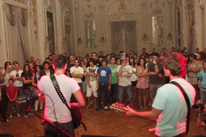 Público en uno de los conciertos del Canary Islands Urban Culture