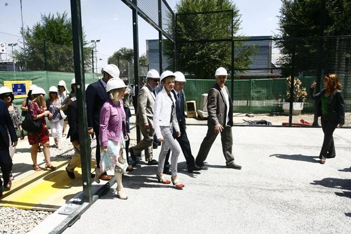 De la Vega visita las obras de Coslada