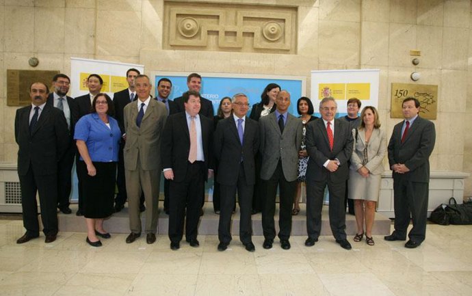 José Blanco se reúne con una delegación española