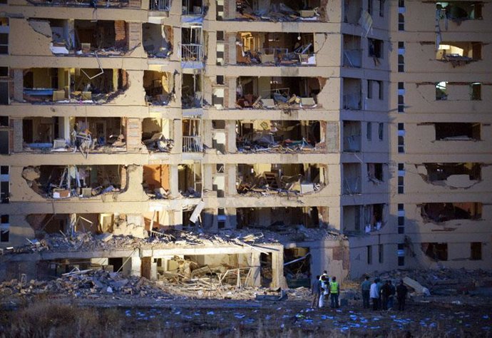 ATentado de ETA en casa cuartel de Burgos