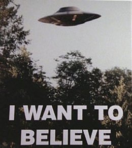 Poster que colgaba del despacho de Fox Mulder en Expediente X