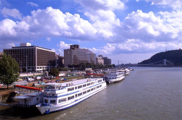 El Danubio a su paso por Budapest.