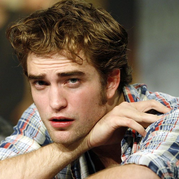 Robert Pattinson sufre mal de amores