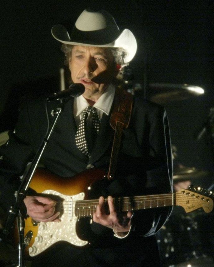 Bob Dylan cantará villancicos con fines benéficos
