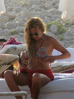 Ana Obregón en Ibiza con Ra