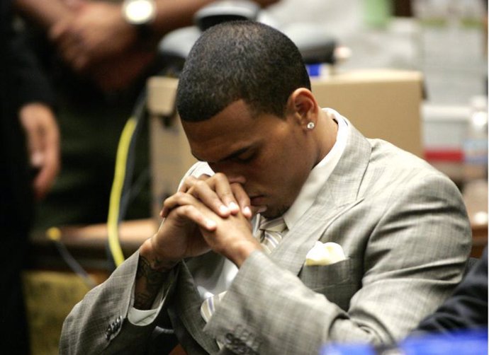 Chris Brown en el juicio