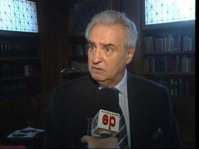 El Defensor del Pueblo prepara investigará los programas que "agreden" a los menores