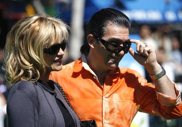 Antonio Banderas rompe su silencio: "No voy a abandonar a Melanie"