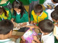 Intervida recuerda que uno de cada cinco adultos en el mundo no sabe leer ni escribir en el día de la alfabetización