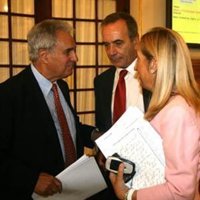 El Defensor del Pueblo culpa a los jóvenes y a sus padres