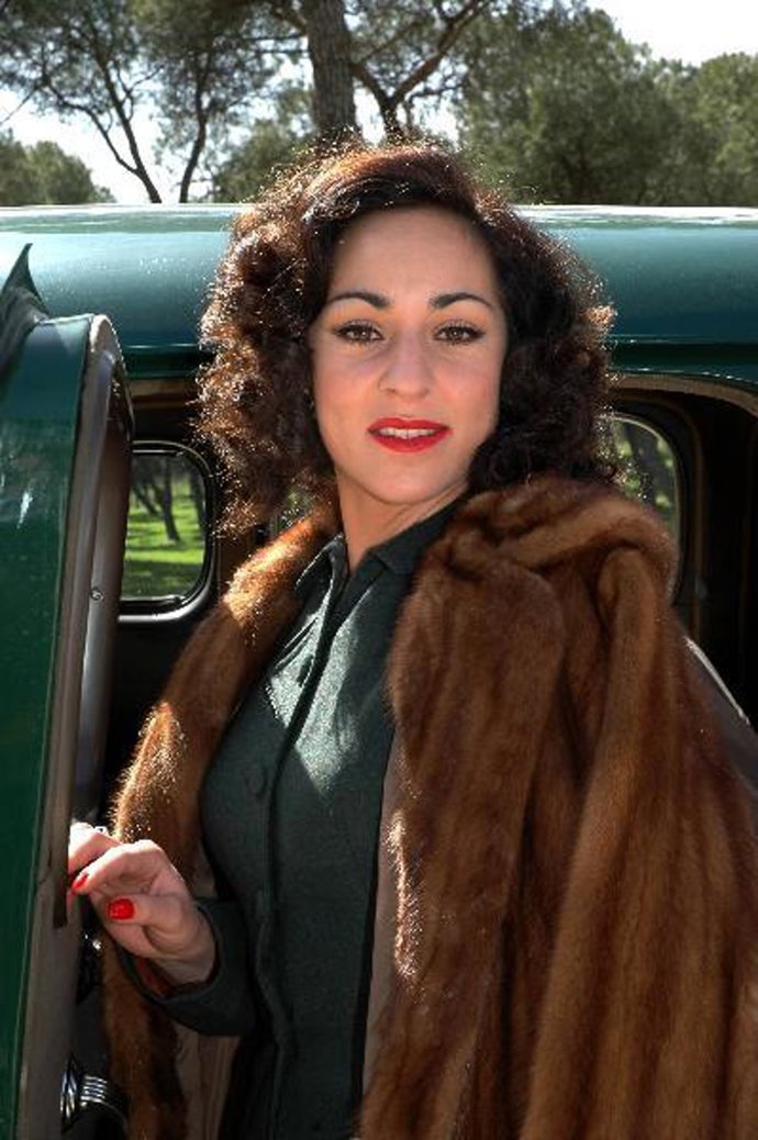 Gala encarnando a Lola Flores.