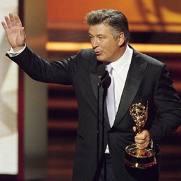 Alec Baldwin gana el premio Emy