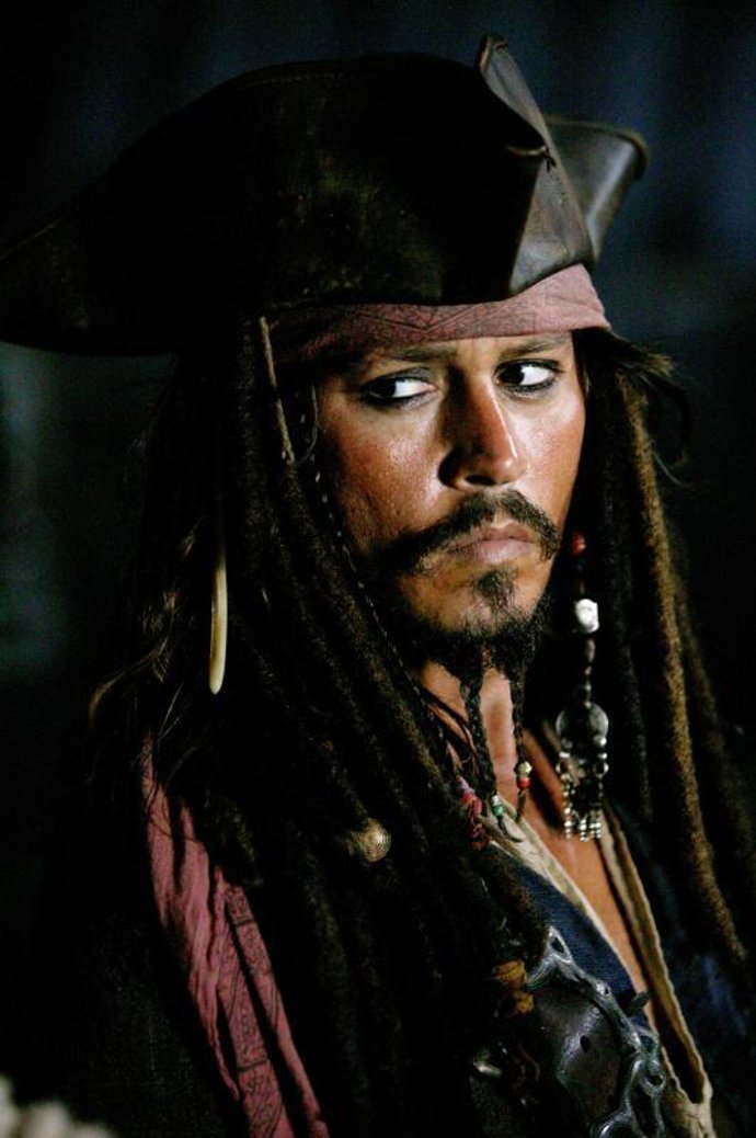Johnny Depp es Jack Sparrow en Piratas del Caribe