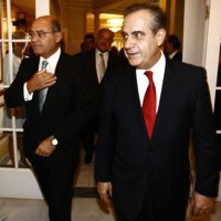 Corbacho y Díaz Ferrán escenifican su enfrentamiento en el diálogo social