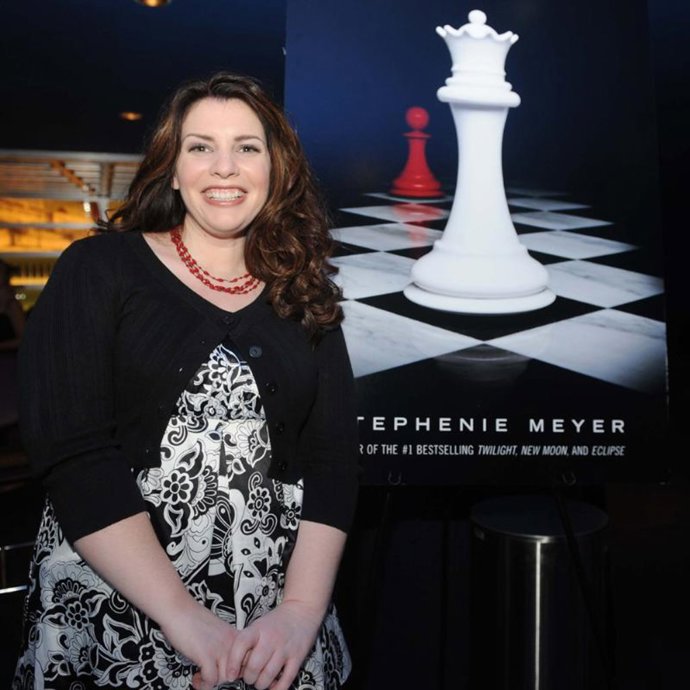 Stephenie Meyer autora de Crepúsculo