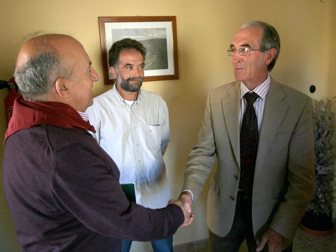 consejero de Cultura de La Rioja y el alcalde de Lumbreras