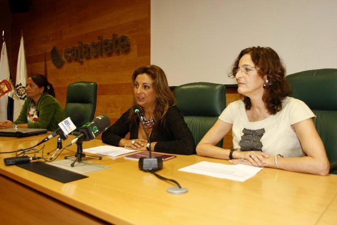 La consejera de Bienestar Social del Cabildo de Tenerife, Crsitina Valido, inaug