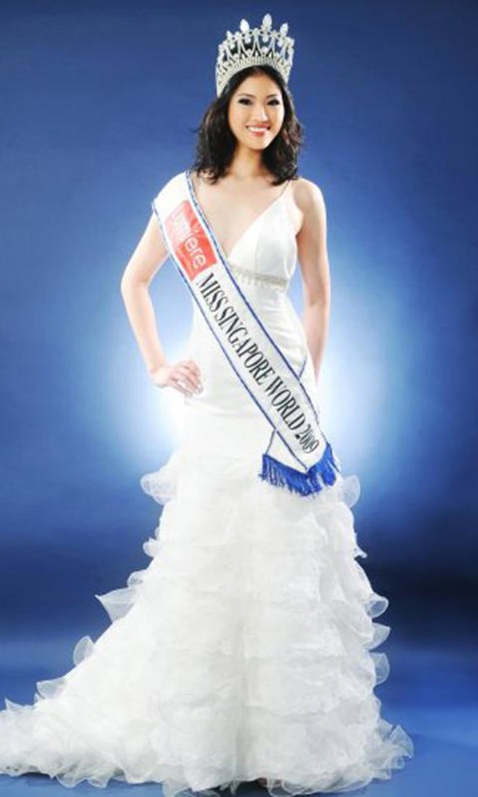 Ris Low, candidata a Miss Mundo por Singapure