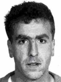 Trasladan al etarra Mikel Otegi para ser juzgado en España