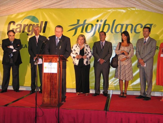 Acto de inauguración de Mercaóleo