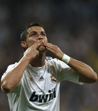 El Madrid vuelve a rentabilizar su pegada ante el Marsella