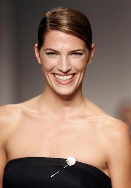 Laura Sánchez con el 'Botón de Nácar'